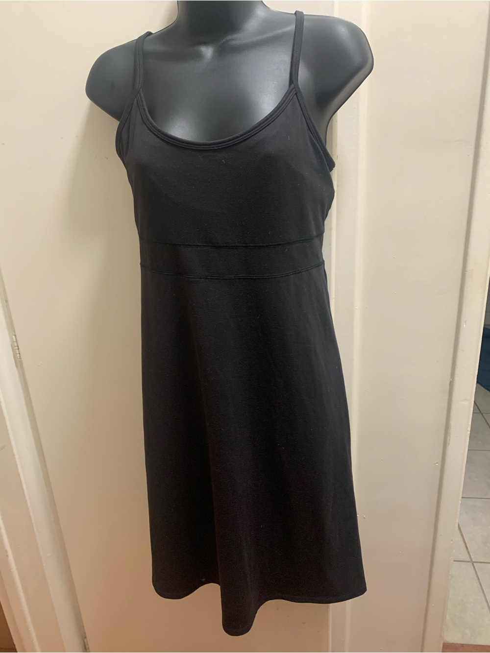 Women’s Soybu Yoga Fitness Black Spaghetti Strap Dress Size Medium